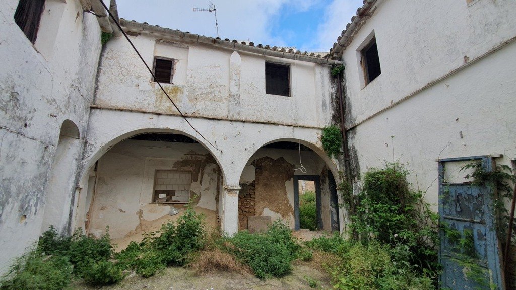 Radhus i Medina Sidonia, Cadiz, Spanien 7 sovrum, 369 kvm. Nr. 97626