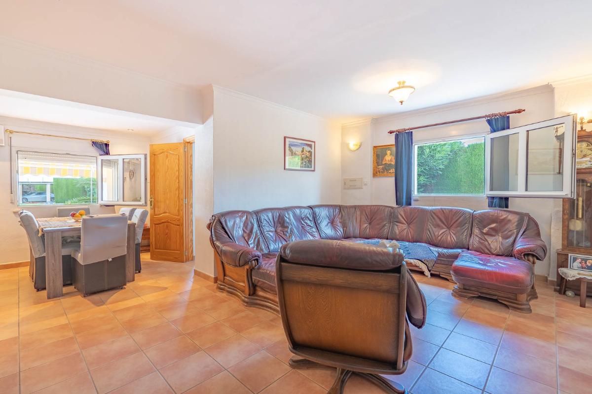 Villa a Els Poblets, Alicante, Spagna 5 camere da letto, 330 mq. N° 113047