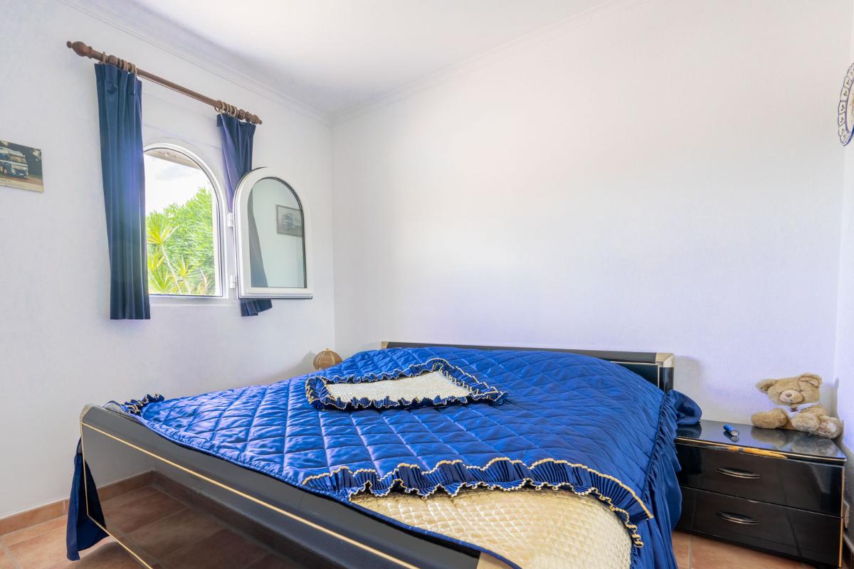 Villa a Els Poblets, Alicante, Spagna 5 camere da letto, 330 mq. N° 113047