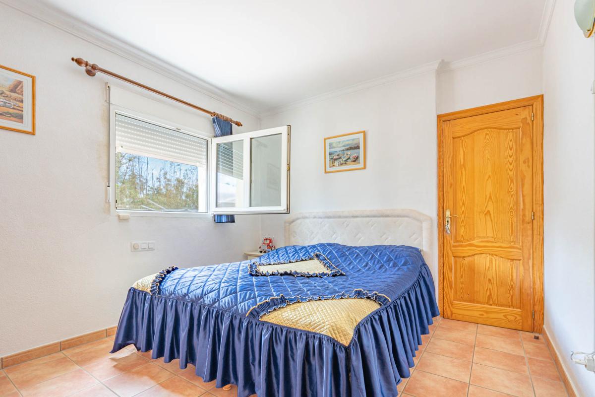 Villa a Els Poblets, Alicante, Spagna 5 camere da letto, 330 mq. N° 113047