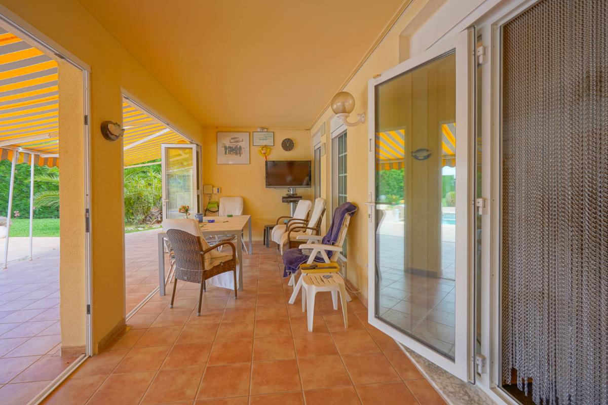 Villa a Els Poblets, Alicante, Spagna 5 camere da letto, 330 mq. N° 113047