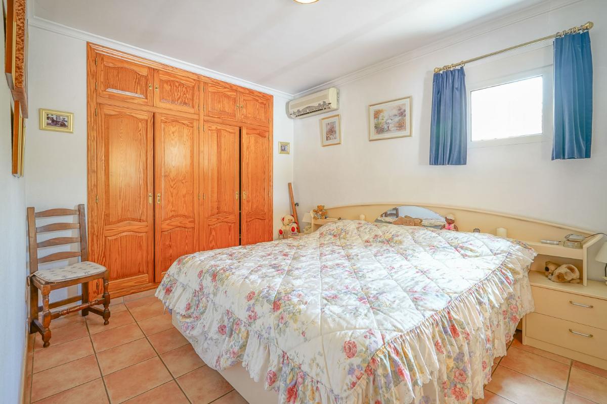 Villa a Els Poblets, Alicante, Spagna 5 camere da letto, 330 mq. N° 113047