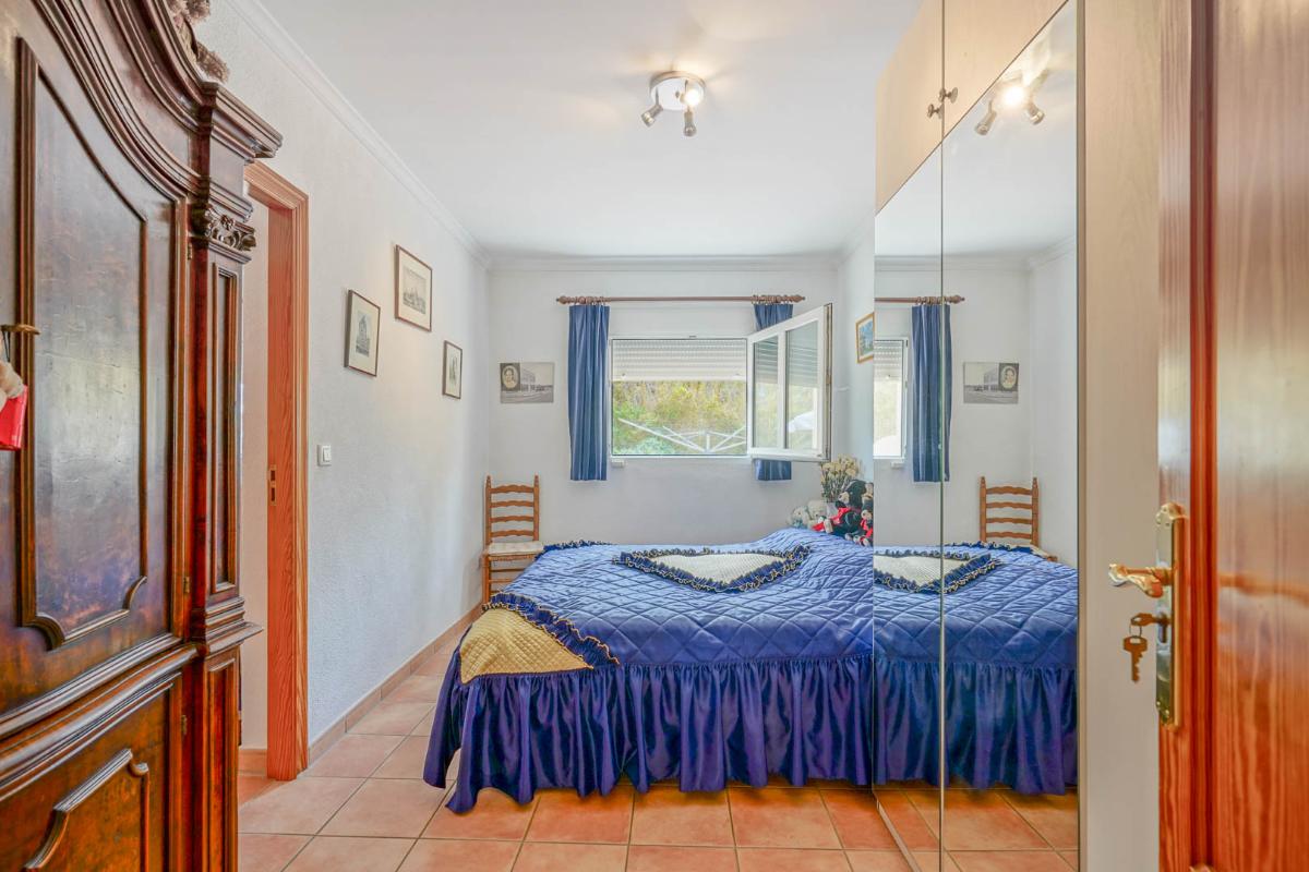 Villa a Els Poblets, Alicante, Spagna 5 camere da letto, 330 mq. N° 113047