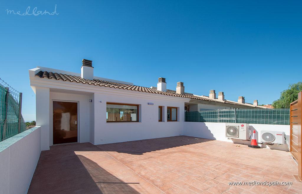 Casa adosada en La Nucia, Alicante, España 4 dormitorios, 169 m2 No. 105104