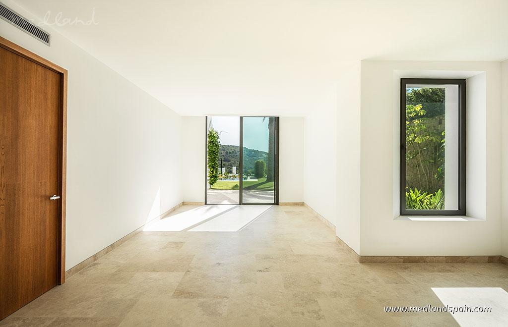 Villa a Casares, Malaga, Spagna 5 camere da letto, 655 mq. N° 108433