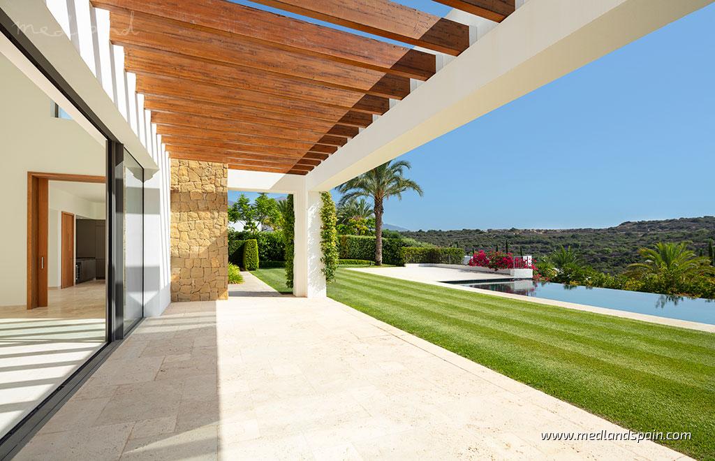 Villa a Casares, Malaga, Spagna 5 camere da letto, 655 mq. N° 108433