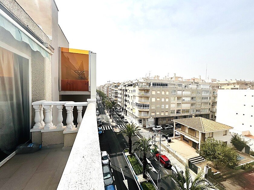 Takvåning i Torrevieja, Alicante, Spanien 3 sovrum, 86 kvm. Nr. 103353