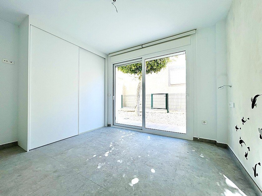 Apartment in Torrevieja, Alicante, Spain 3 bedrooms, 110 sq.m. No. 103358