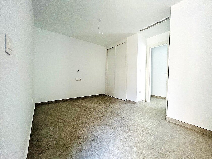 Apartment in Torrevieja, Alicante, Spain 3 bedrooms, 110 sq.m. No. 103358
