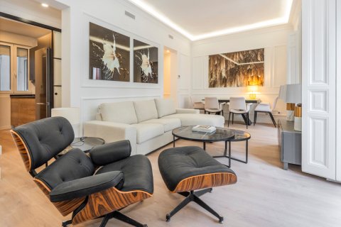 Wohnung in Madrid, Spanien 3 Schlafzimmer, 136 m2 Nr. 105528