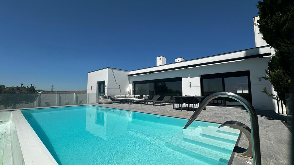 Huvila Fuente del Fresno, Madrid, Espanja 4 makuuhuonetta, 500 m2 No. 106612