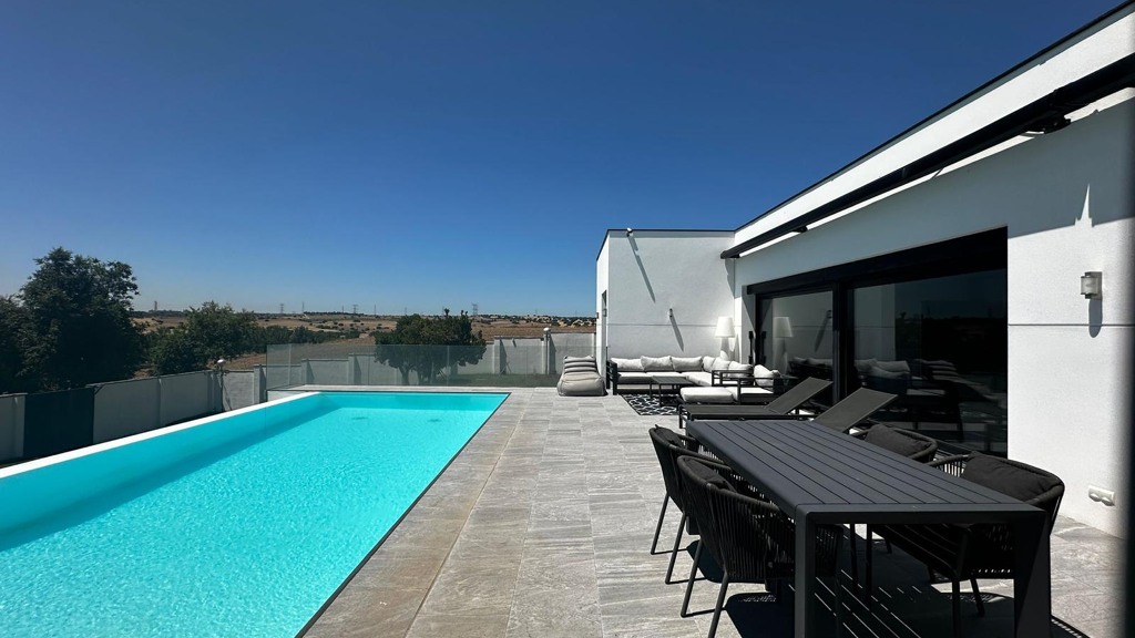 Huvila Fuente del Fresno, Madrid, Espanja 4 makuuhuonetta, 500 m2 No. 106612