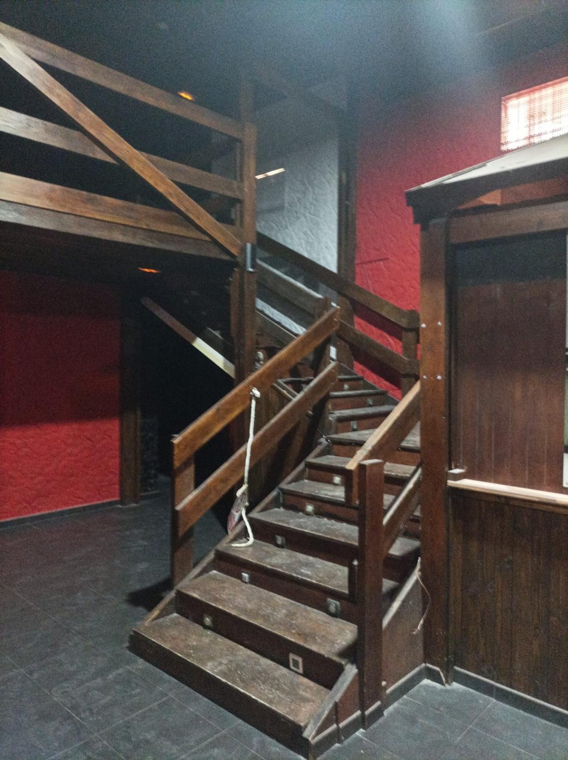 Commercial property in Guardamar del Segura, Alicante, Spain 245 sq.m. No. 92126