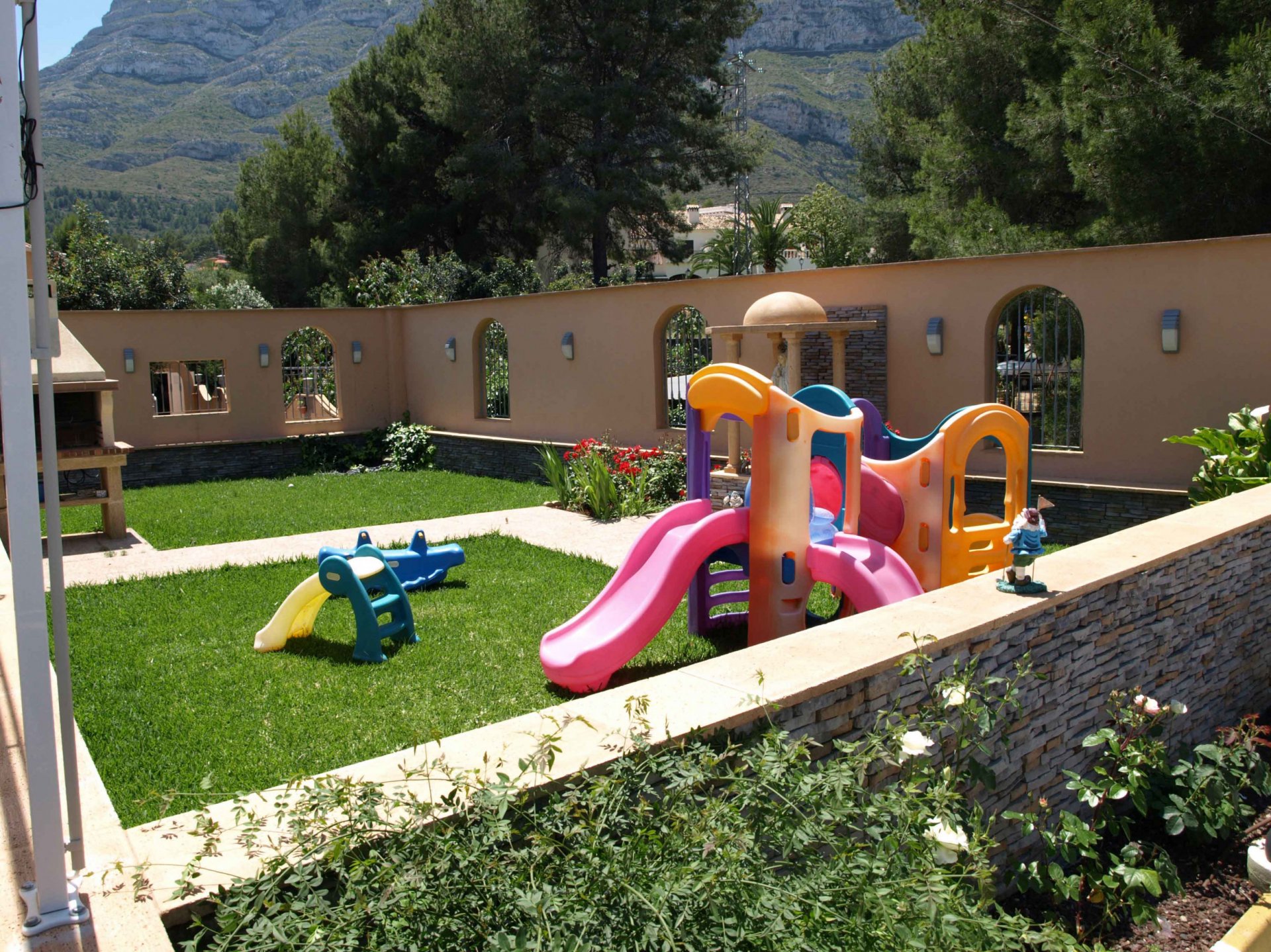 Villa en Dénia, Alicante, España 11 dormitorios, 440 m2 No. 92121