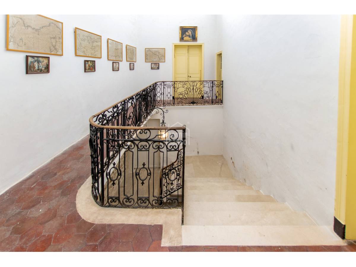 Casa adosada en Ciutadella De Menorca, Menorca, España 12 dormitorios, 495 m2 No. 102038