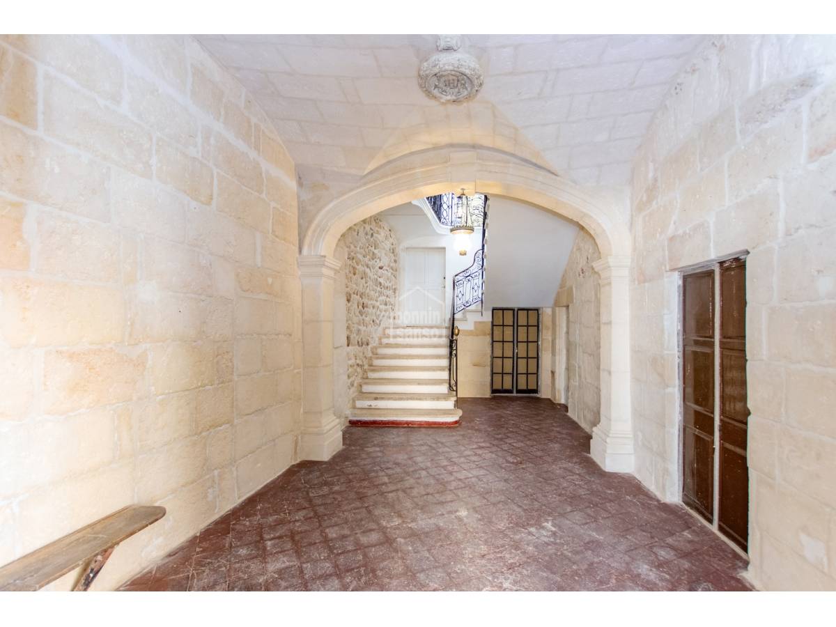 Casa adosada en Ciutadella De Menorca, Menorca, España 12 dormitorios, 495 m2 No. 102038