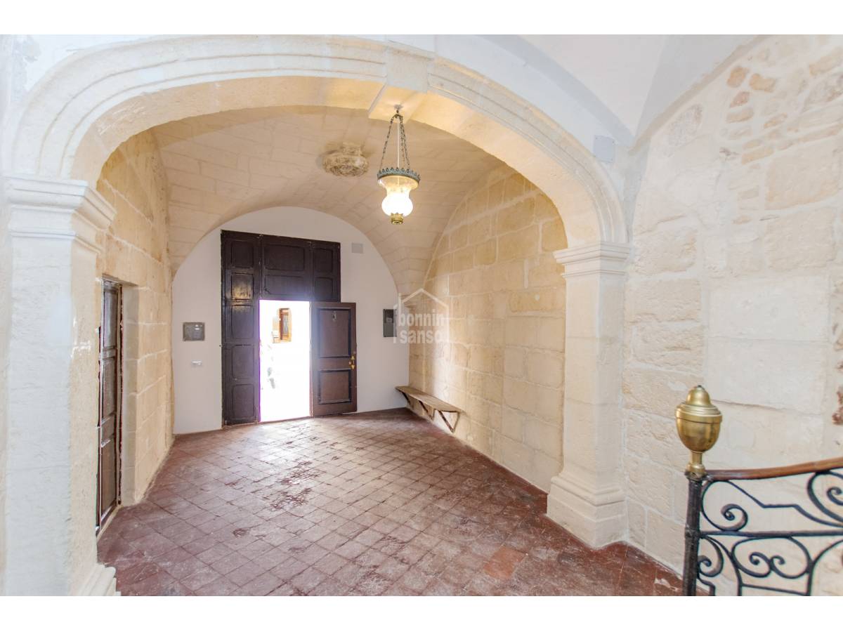 Casa adosada en Ciutadella De Menorca, Menorca, España 12 dormitorios, 495 m2 No. 102038