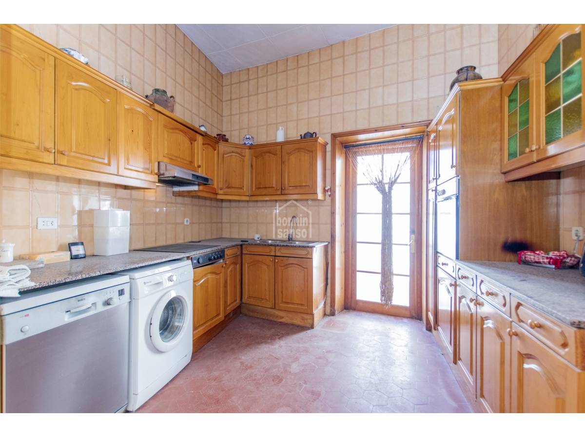 Casa adosada en Ciutadella De Menorca, Menorca, España 12 dormitorios, 495 m2 No. 102038