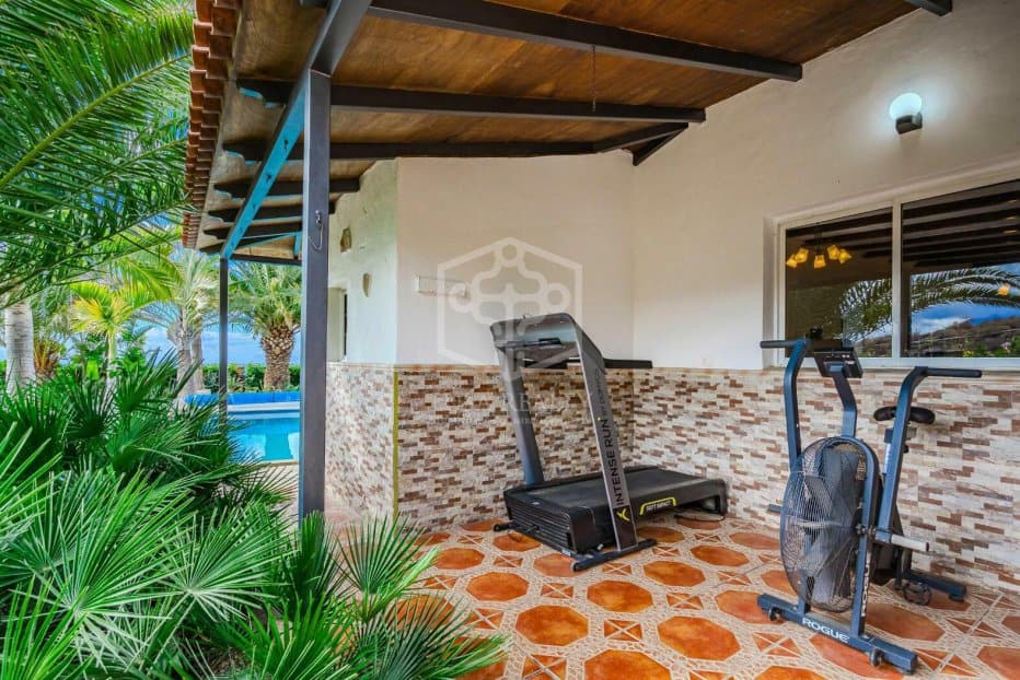Villa a Adeje, Tenerife, Spagna 6 camere da letto, 450 mq. N° 111062