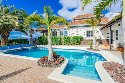 Villa à Adeje, Tenerife, Espagne 6 chambres, 450 m2 No. 111062