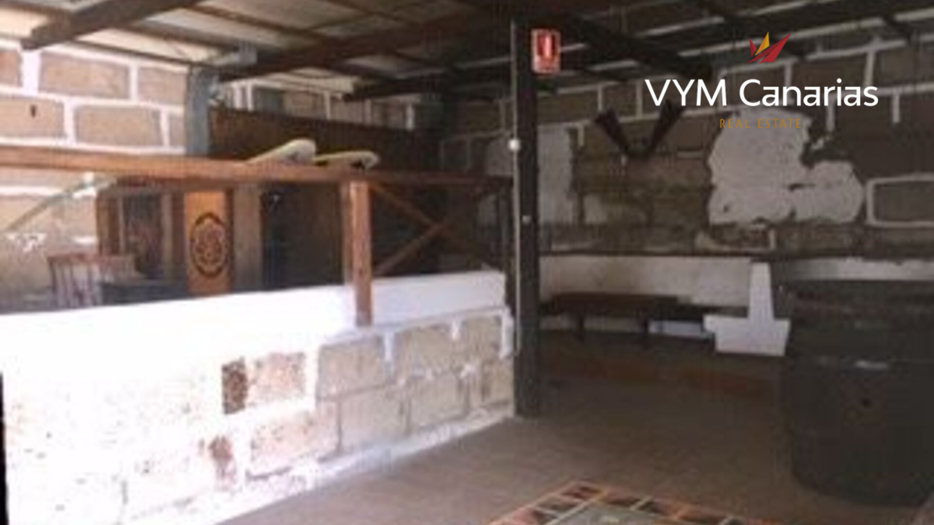 Propiedad comercial en Las Galletas, Tenerife, España 102 m2 No. 90425