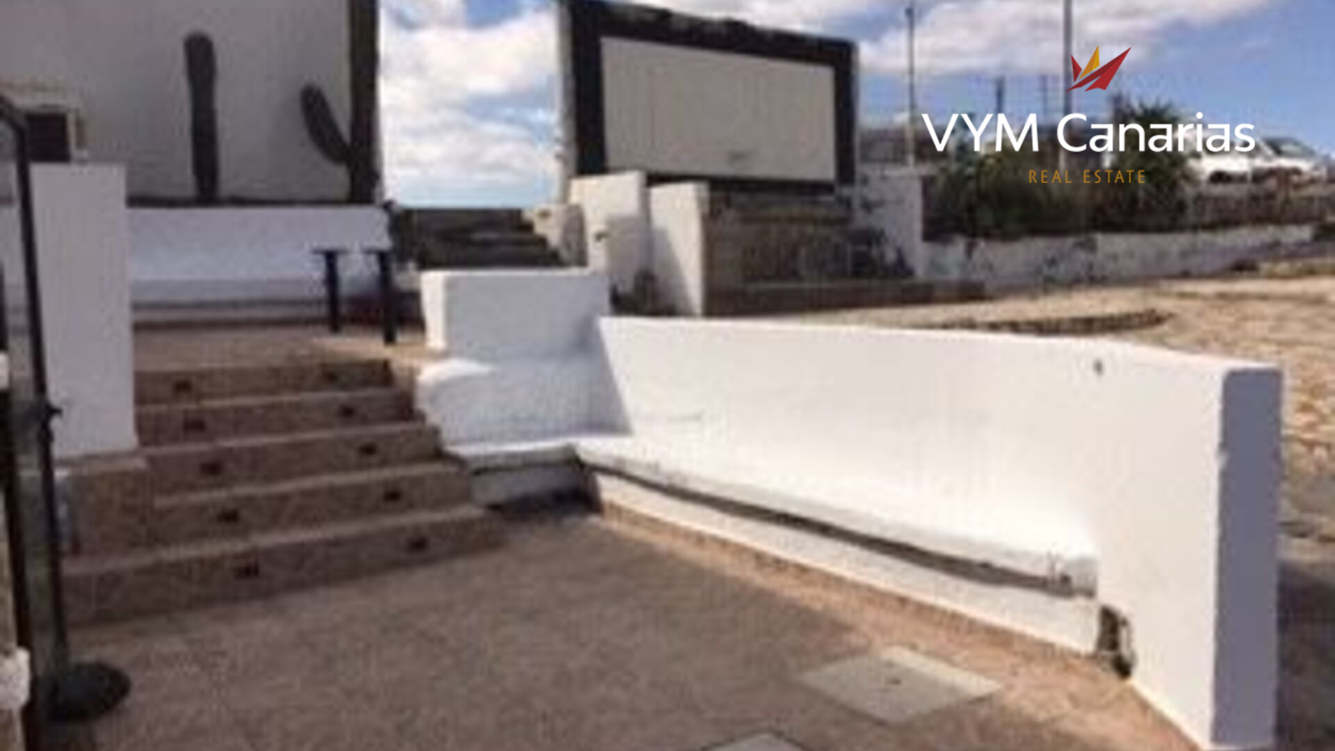 Propiedad comercial en Las Galletas, Tenerife, España 102 m2 No. 90425
