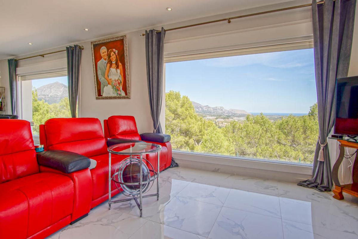 Huvila La Nucia, Alicante, Espanja 8 makuuhuonetta, 900 m2 No. 99310