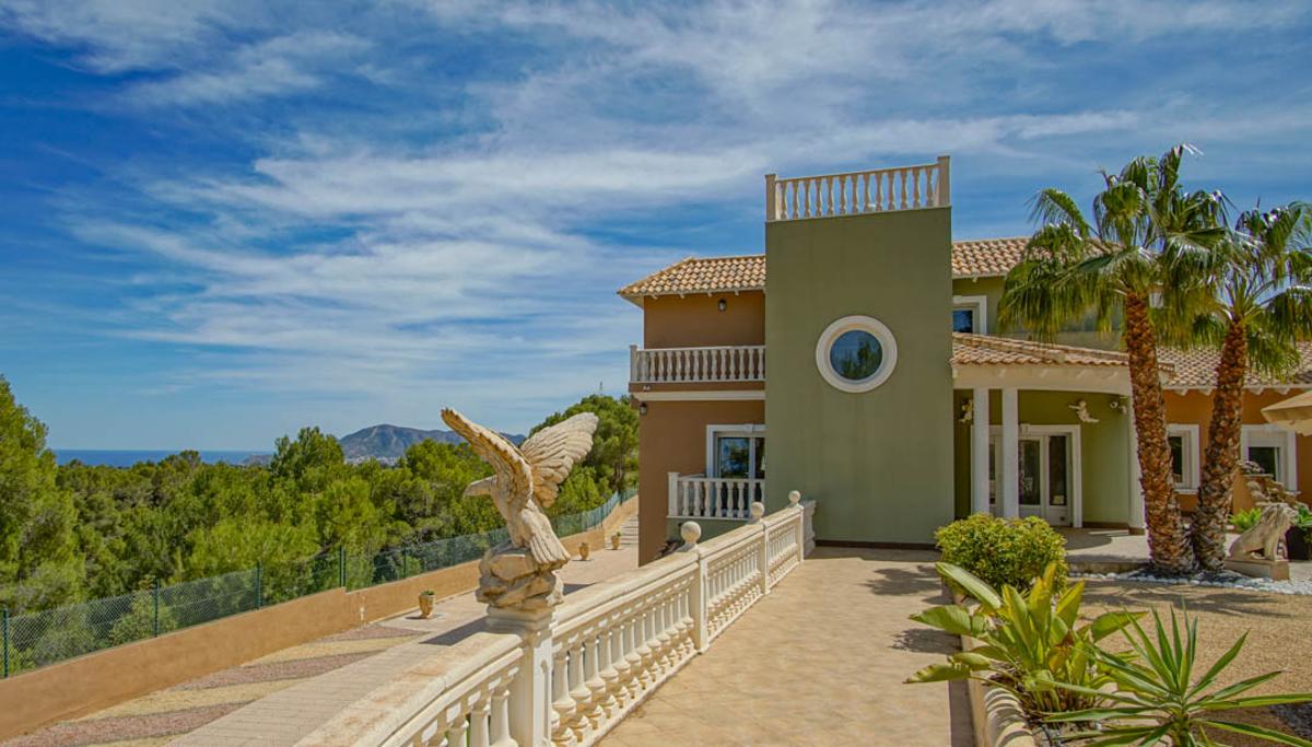 Huvila La Nucia, Alicante, Espanja 8 makuuhuonetta, 900 m2 No. 99310