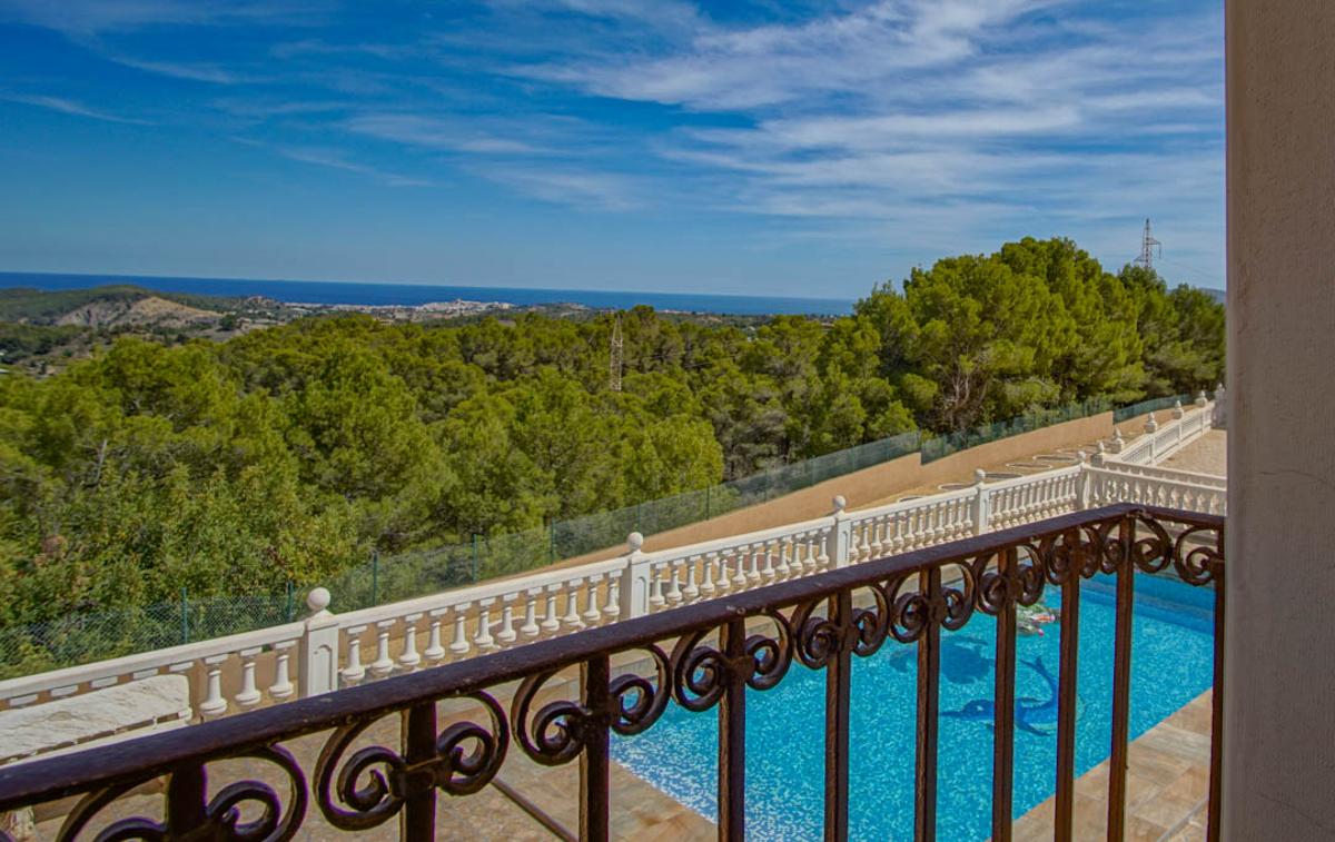 Huvila La Nucia, Alicante, Espanja 8 makuuhuonetta, 900 m2 No. 99310
