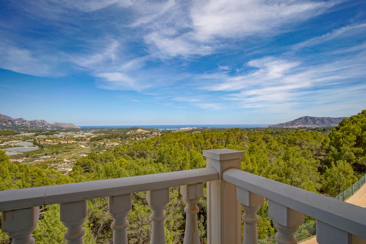 Huvila La Nucia, Alicante, Espanja 8 makuuhuonetta, 900 m2 No. 99310
