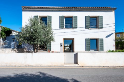 Huvila Calvia, Mallorca, Espanja 4 makuuhuonetta, 322 m2 No. 117588