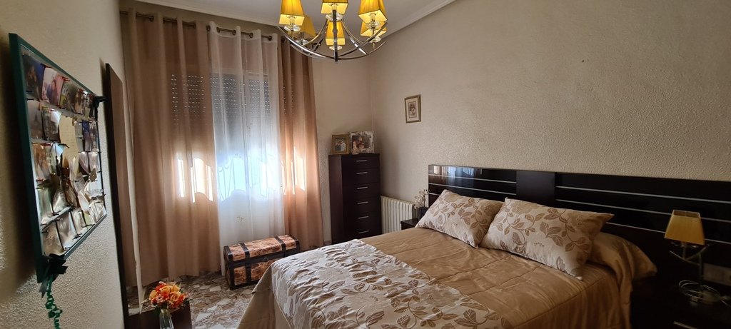 Villa i Orihuela, Alicante, Spanien 3 sovrum, 330 kvm. Nr. 115337