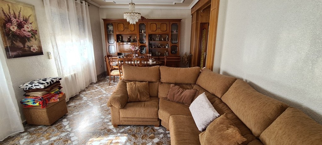 Villa i Orihuela, Alicante, Spanien 3 sovrum, 330 kvm. Nr. 115337