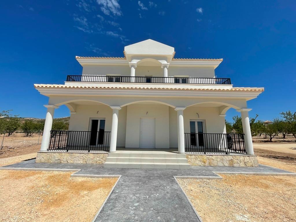 Villa in Pinoso, Alicante, Spain 4 bedrooms, 163 sq.m. No. 95004