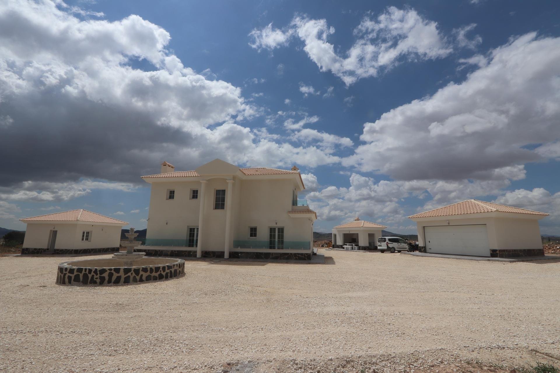 Villa à Pinoso, Alicante, Espagne 4 chambres, 180 m2 No. 95005