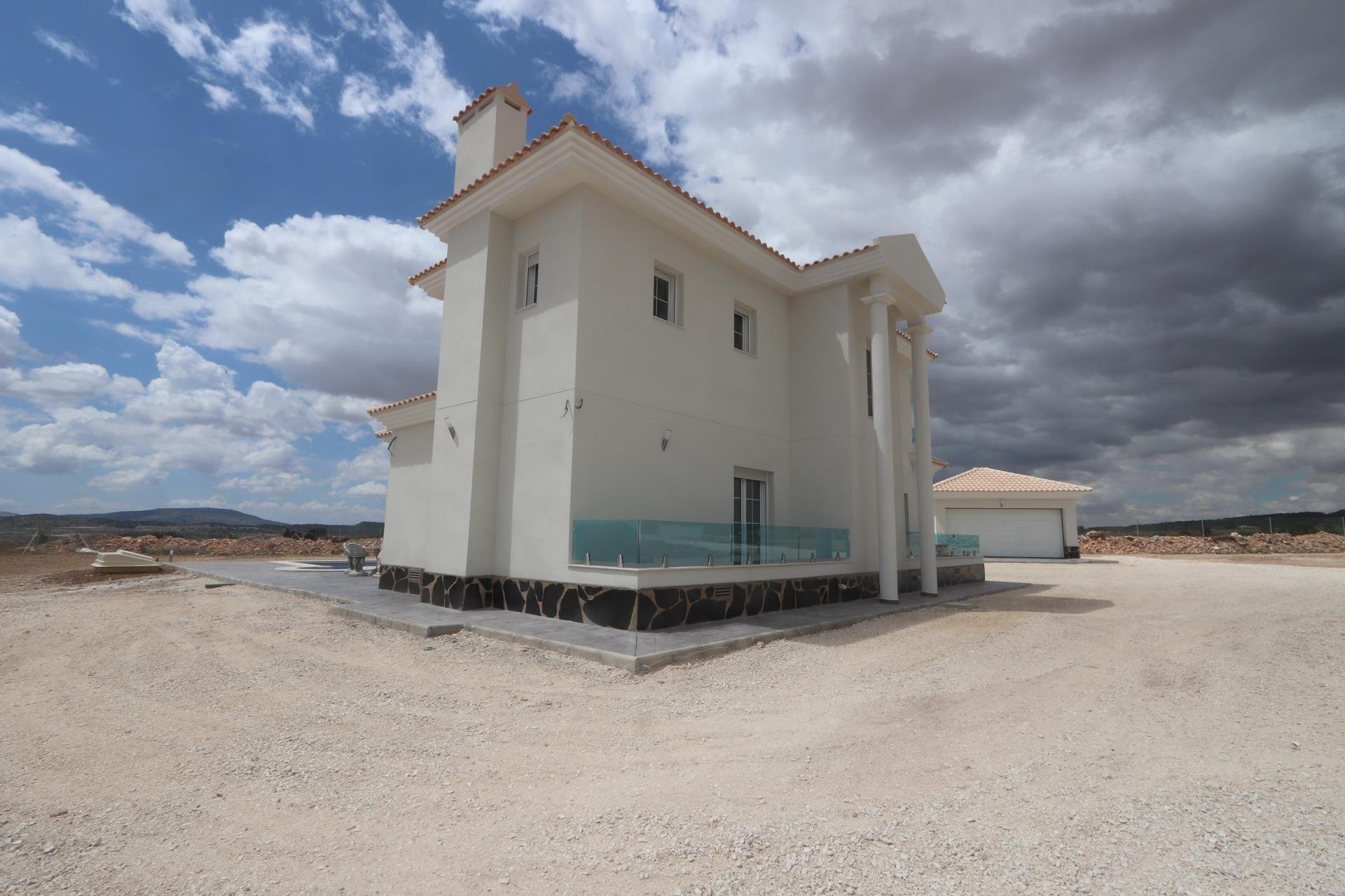 Villa à Pinoso, Alicante, Espagne 4 chambres, 180 m2 No. 95005