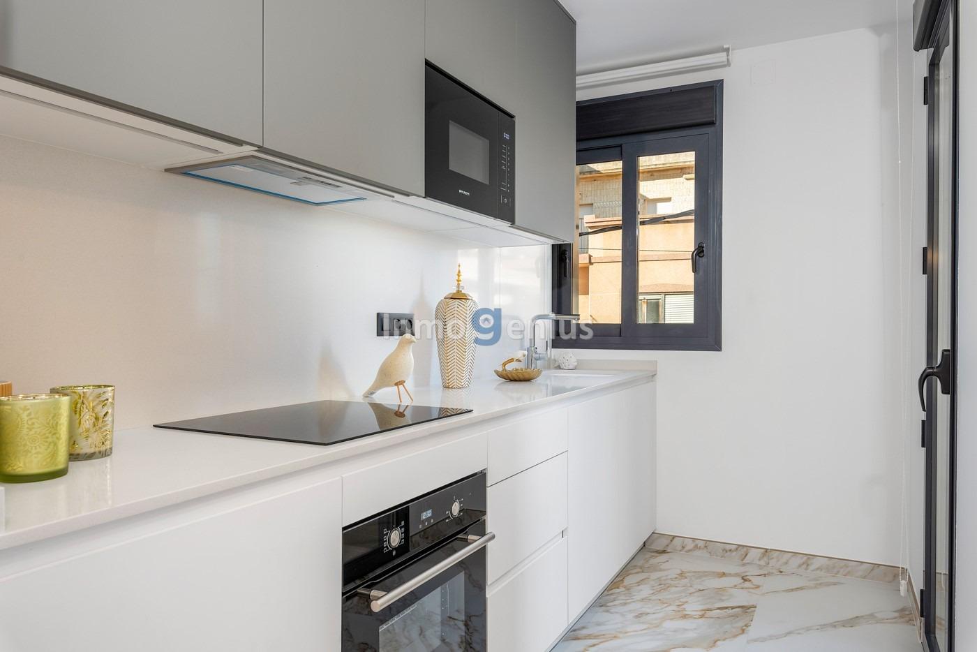Apartment à Guardamar del Segura, Alicante, Espagne 3 chambres, 100 m2 No. 81544