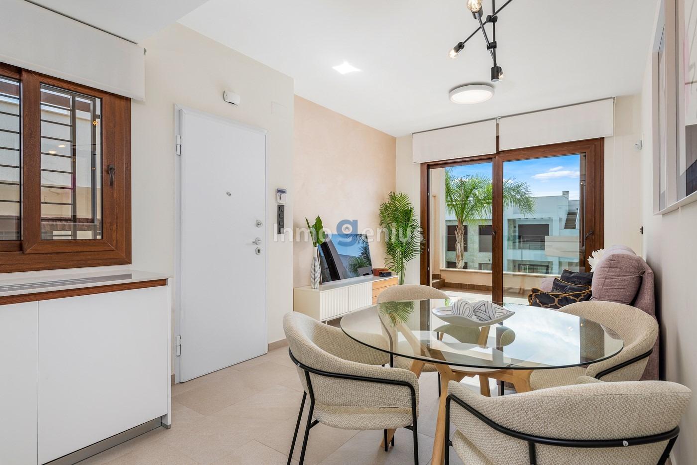 Bungalowi Torrevieja, Alicante, Espanja 2 makuuhuonetta, 62 m2 No. 81546