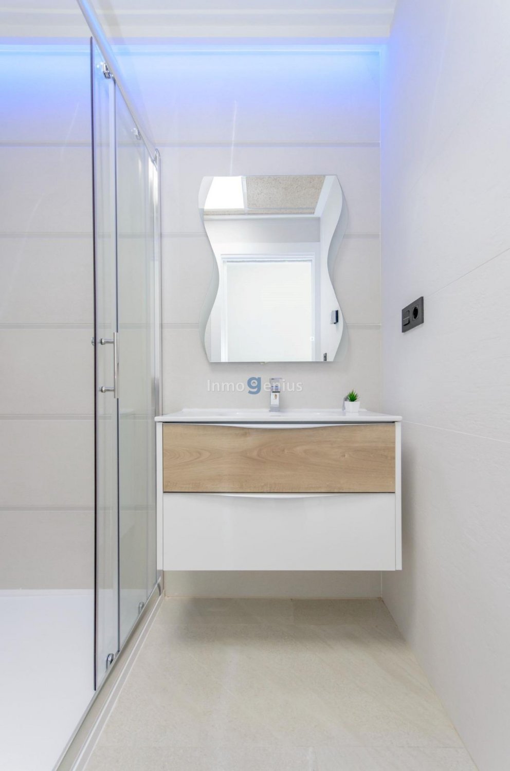 Appartamento a Los Balcones, Alicante, Spagna 2 camere da letto, 63 mq. N° 81545