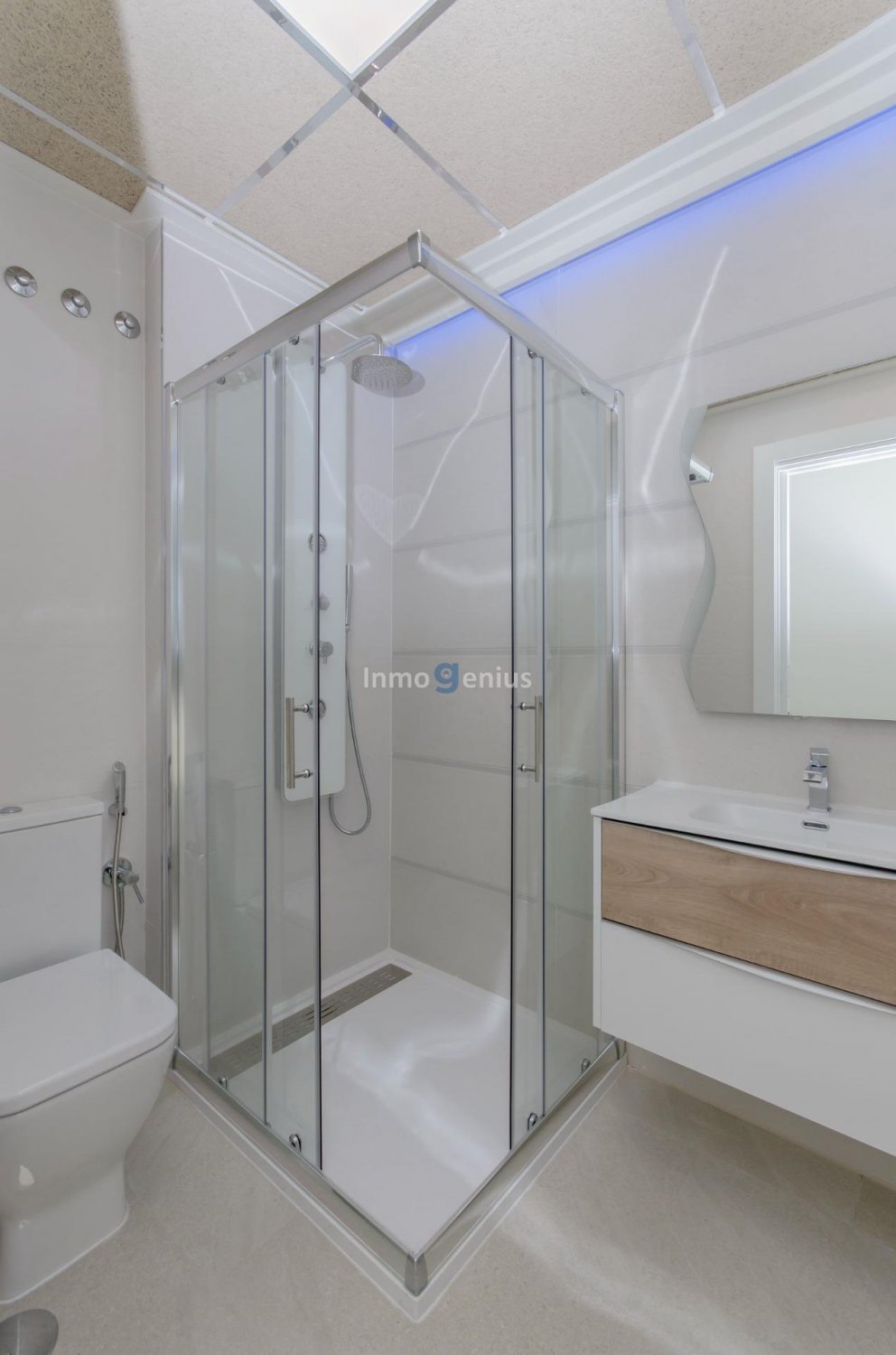 Appartamento a Los Balcones, Alicante, Spagna 2 camere da letto, 63 mq. N° 81545