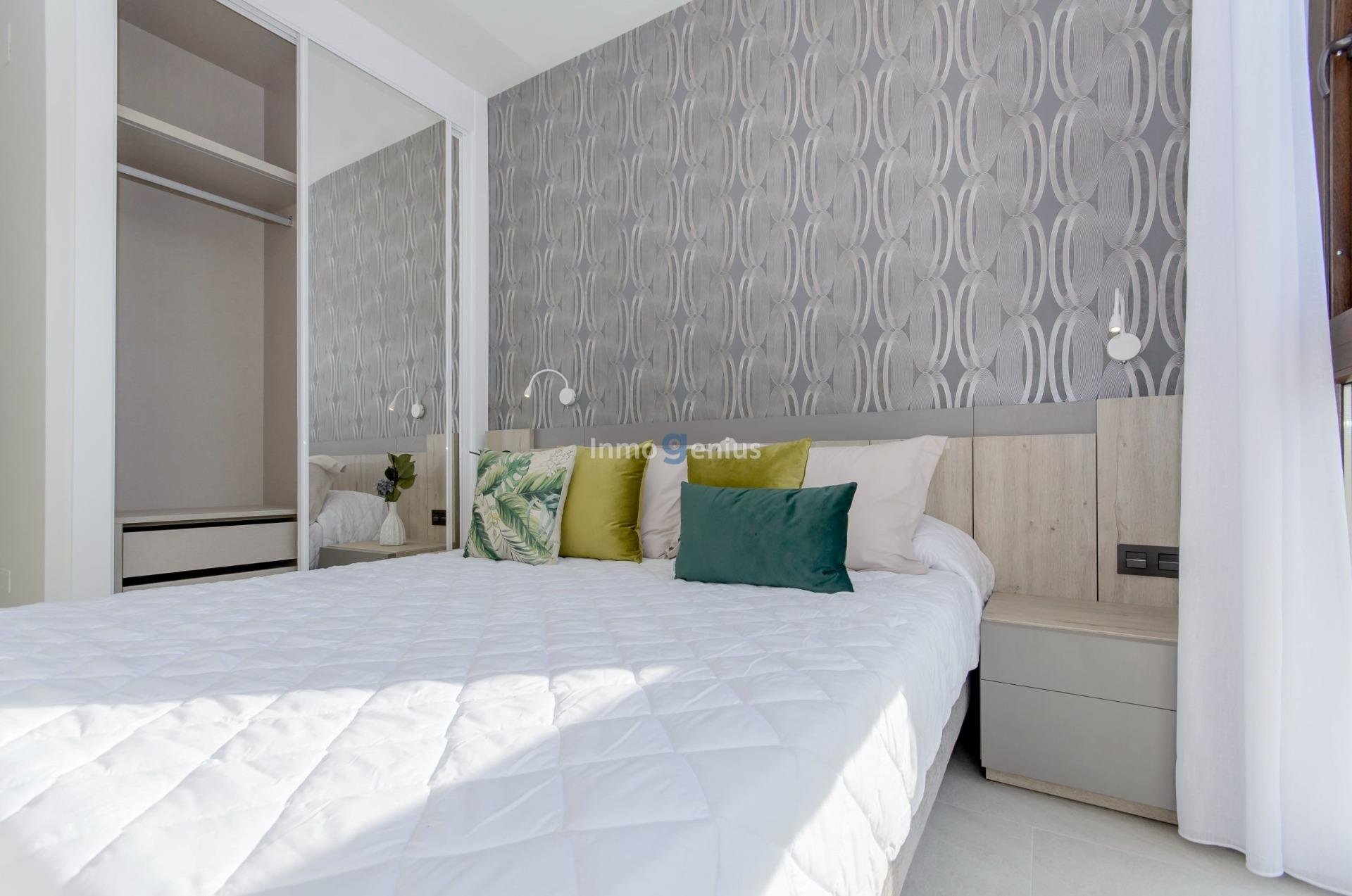 Appartamento a Los Balcones, Alicante, Spagna 2 camere da letto, 63 mq. N° 81545