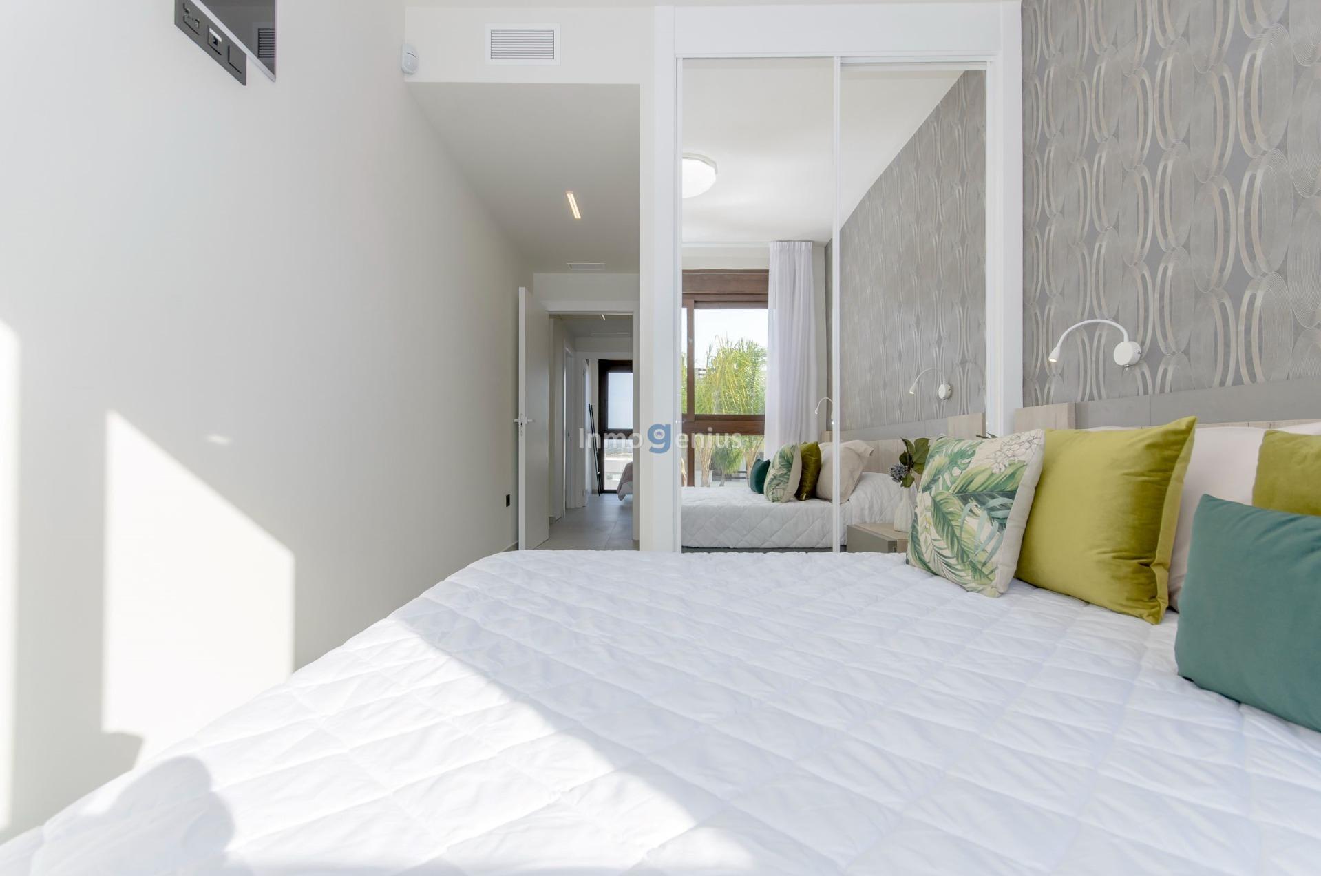 Appartamento a Los Balcones, Alicante, Spagna 2 camere da letto, 63 mq. N° 81545