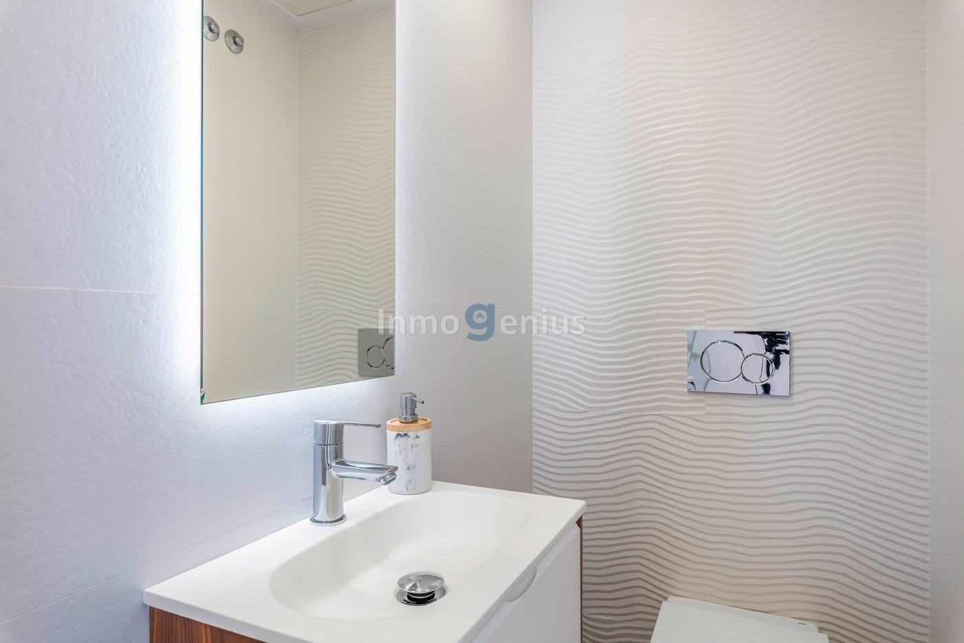 Bungalow à Guardamar del Segura, Alicante, Espagne 3 chambres, 156 m2 No. 81542