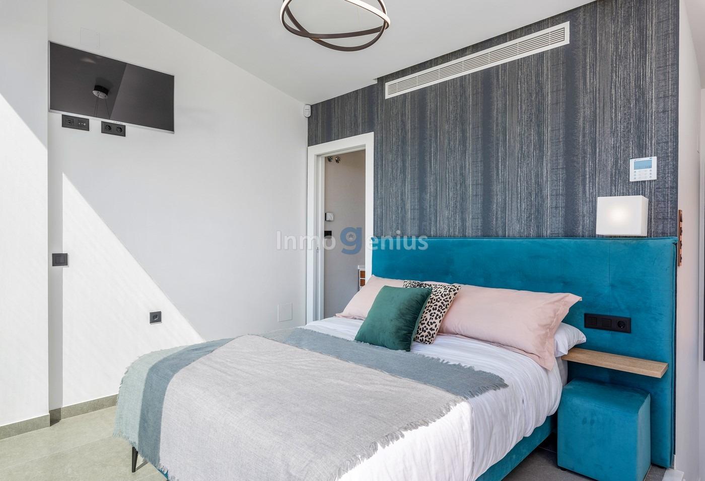 Bungalow à Guardamar del Segura, Alicante, Espagne 3 chambres, 156 m2 No. 81542