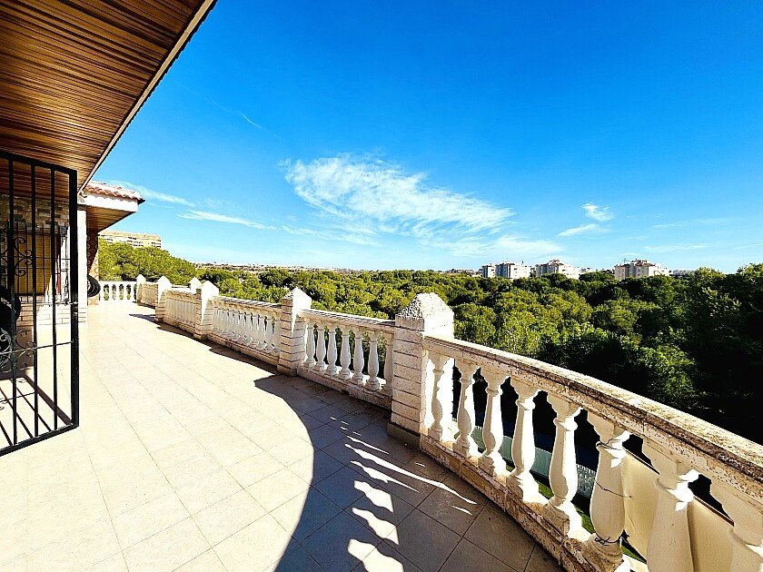 Villa en Dehesa De Campoamor, Alicante, España 10 dormitorios, 800 m2 No. 111200