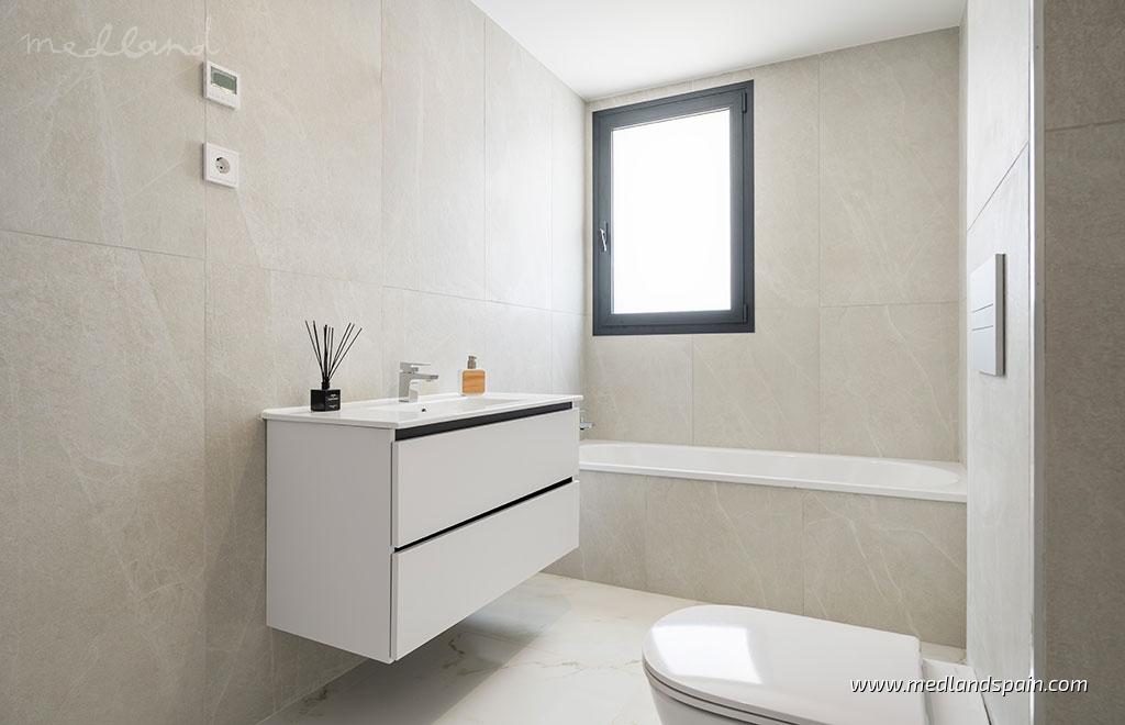 Apartament w Estepona, Malaga, Hiszpania 3 sypialnie, 145 mkw. nr 104848