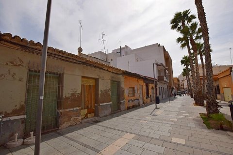 Land in Torrevieja, Alicante, Spanien 3 Schlafzimmer, 230 m2 Nr. 103540