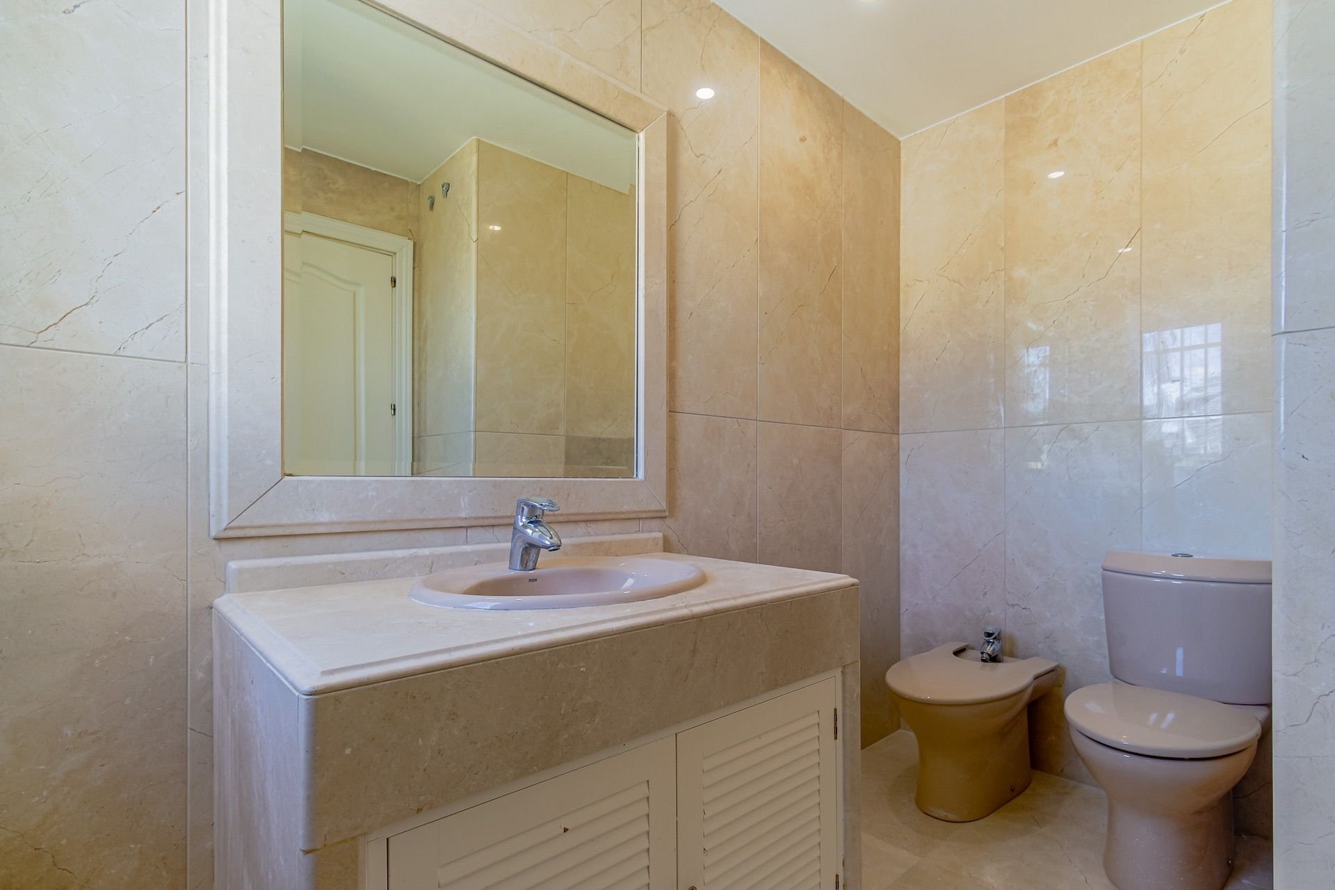 Hus i La Nucia, Alicante, Spanien 3 sovrum, 632 kvm. Nr. 100676