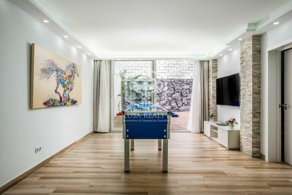 Villa in Adeje, Tenerife, Spanien 6 Schlafzimmer, 350 m2 Nr. 111104