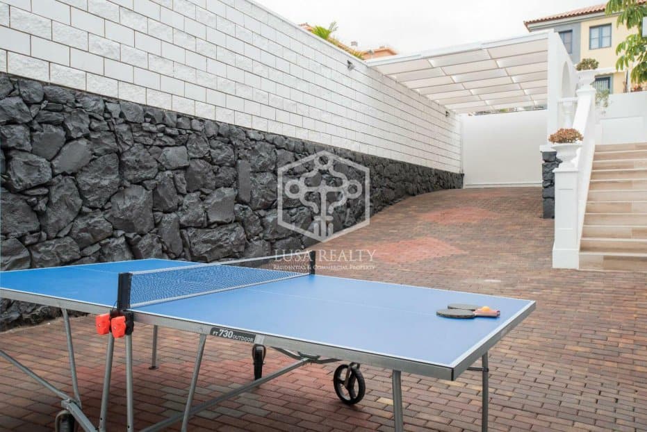 Villa in Adeje, Tenerife, Spanien 6 Schlafzimmer, 350 m2 Nr. 111104
